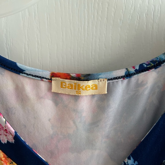 Baikea summer dress - Picture 2 of 3